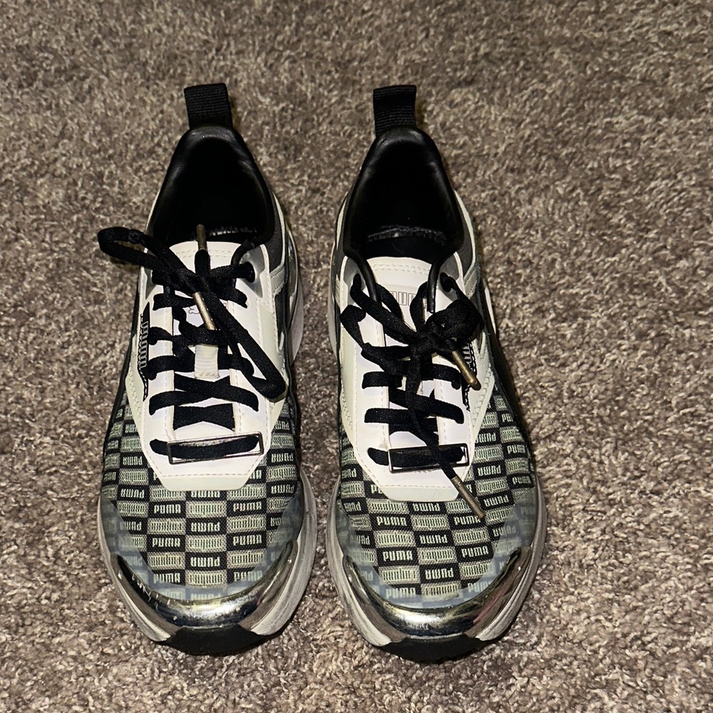 Puma Monochrome Patterned Sneakers